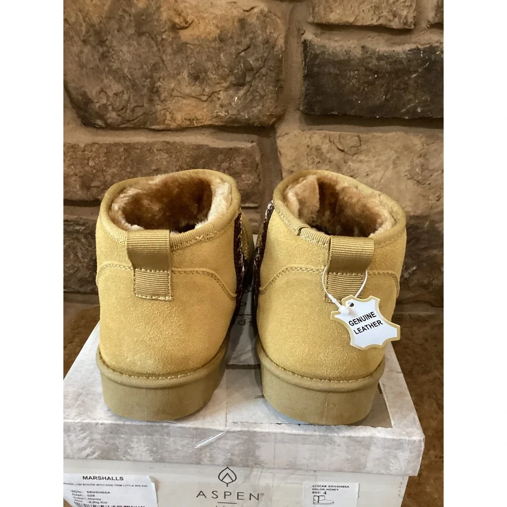 Aspen Kids Unisex‎ Low Bootie Side Trim Honey Suede Boots Size 4 Big Kid